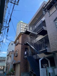 雲井マンションの物件外観写真